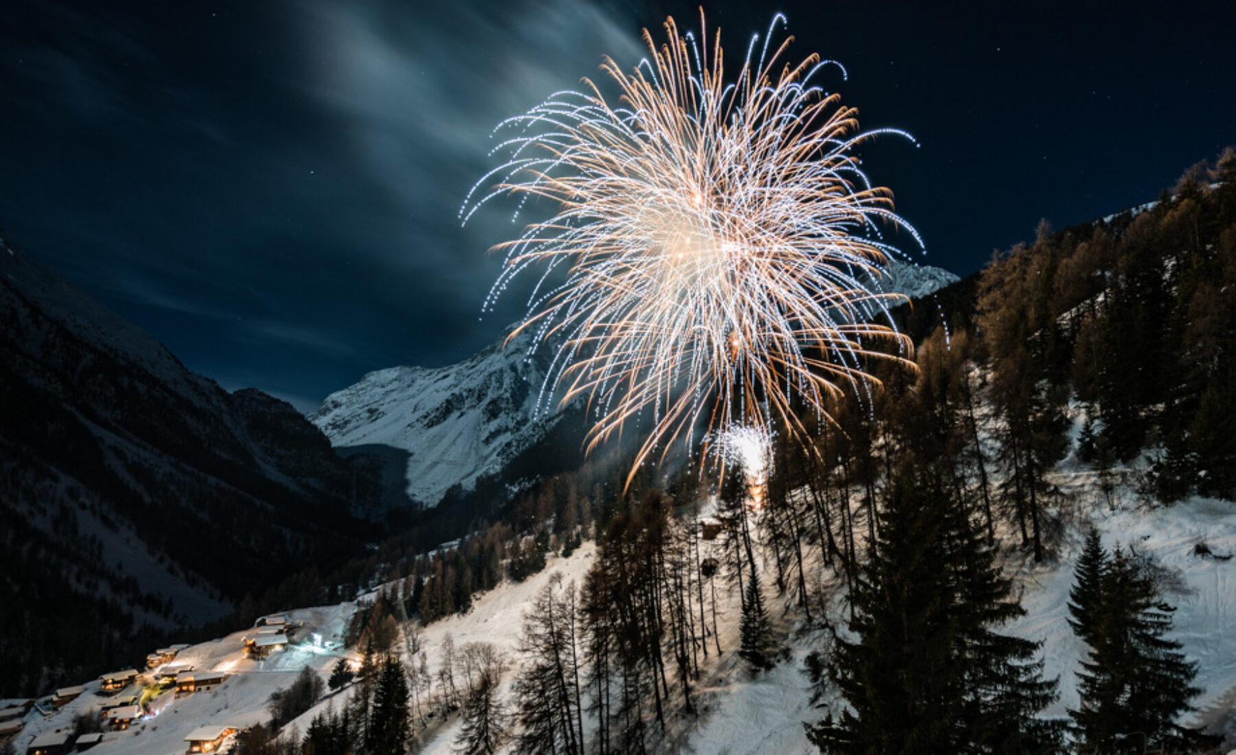 2017-12-31 Fireworks Grimentz